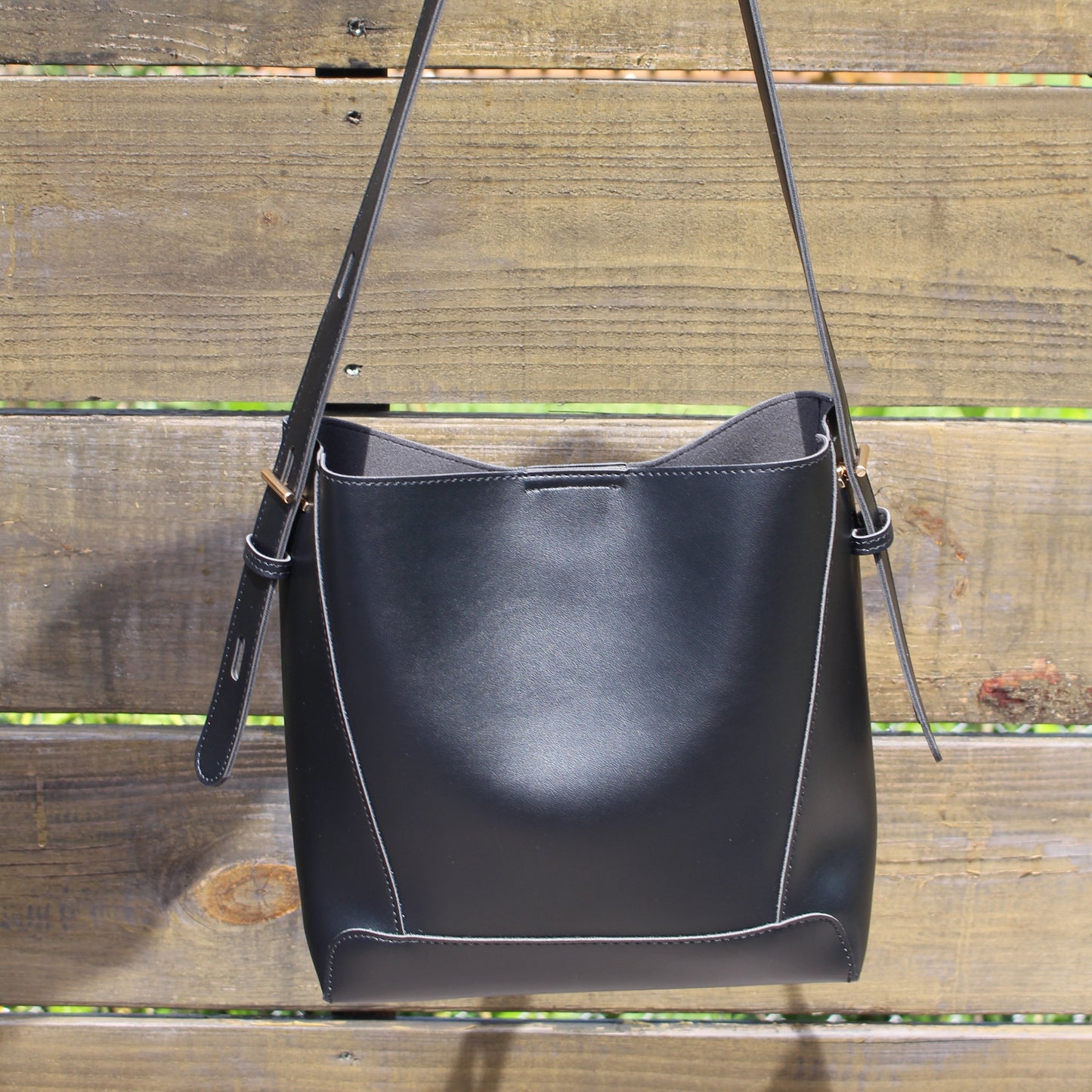 Vegan Leather Alborada Classic Style Bucket Shoulder Bag